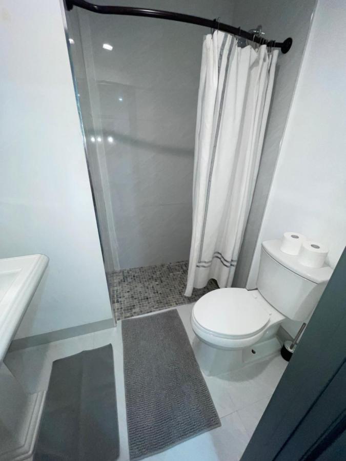Room & Private Bathroom Boca Raton Exterior foto